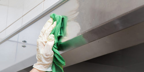 remove scratches from acrylic